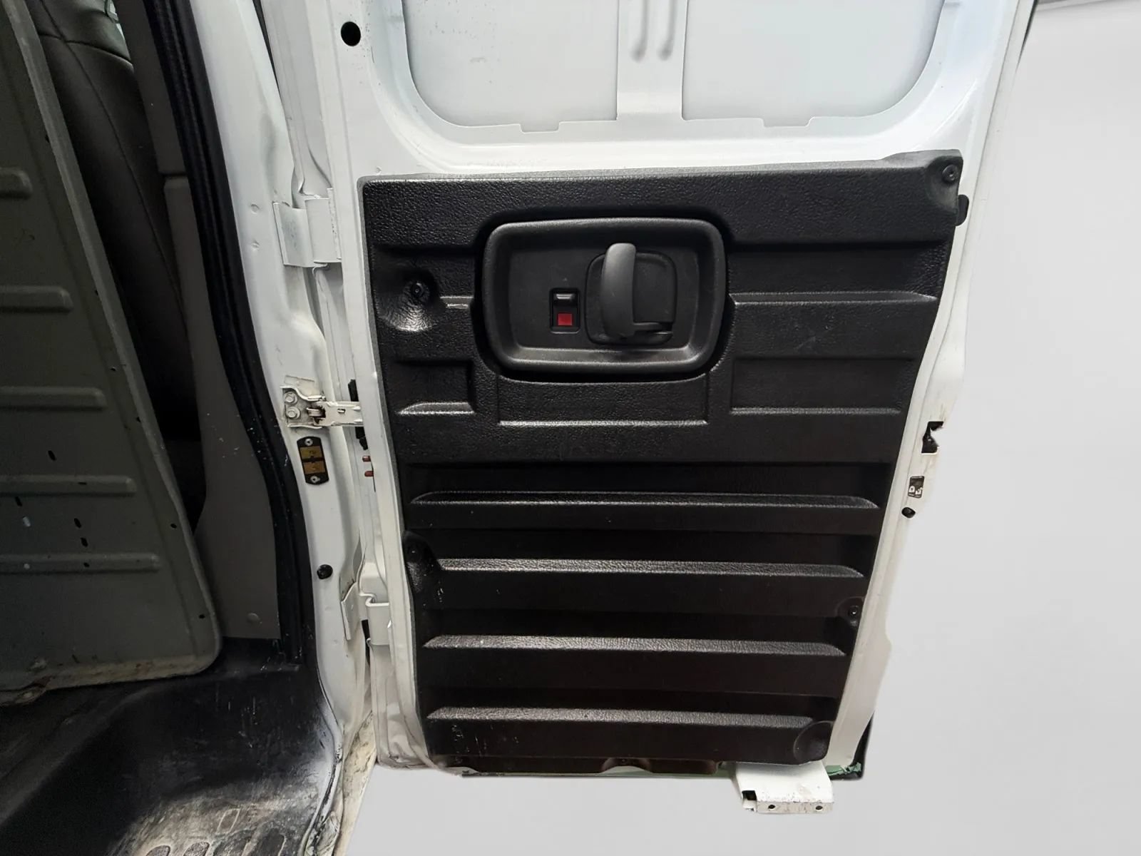 Used 2020 Chevrolet Express 2500 w/ Driver Convenience Package RWD image 31