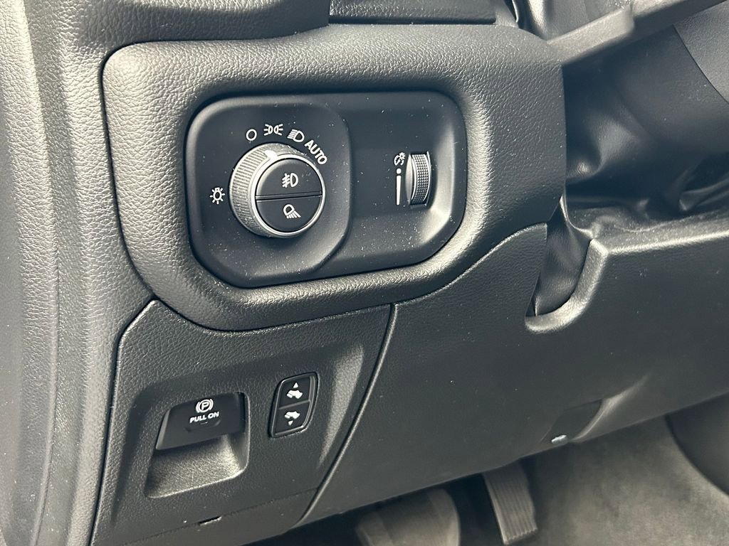 Used 2023 RAM 1500 Big Horn RWD image 19