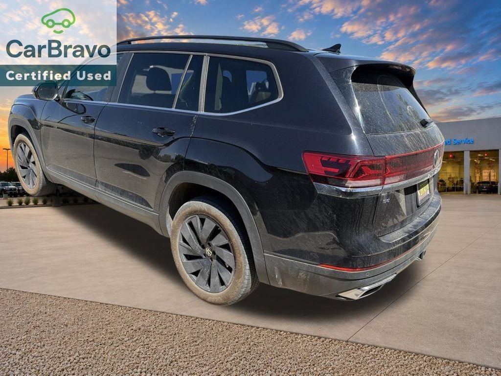 Used 2024 Volkswagen Atlas SE AWD/4WD image 7
