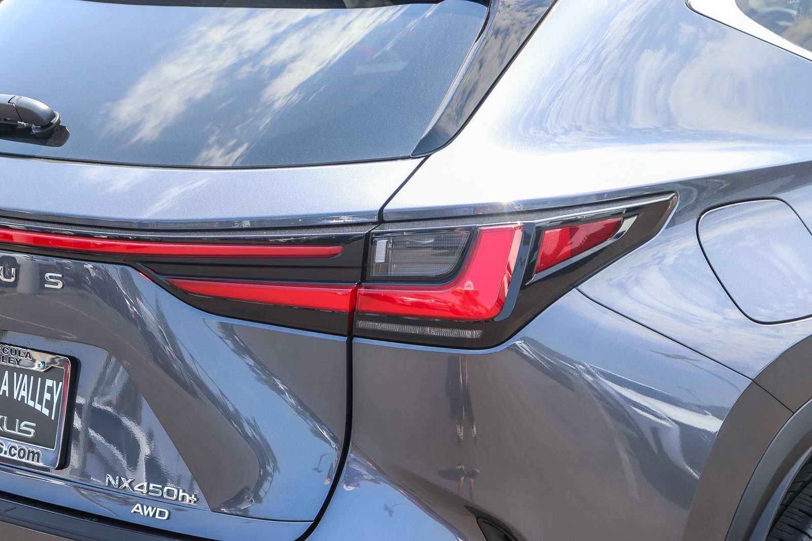 Certified 2025 Lexus NX 450h+ AWD w/ Accessory Package (Z2) image 8