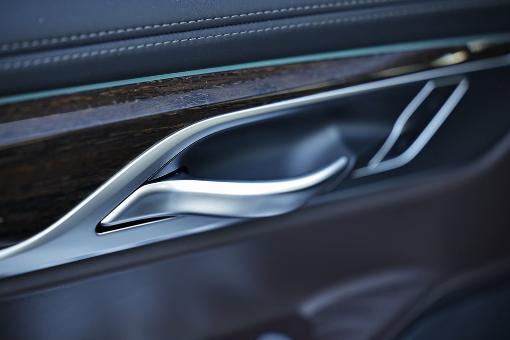 Used 2022 BMW 750i xDrive w/ Luxury Rear Seating Package image 17