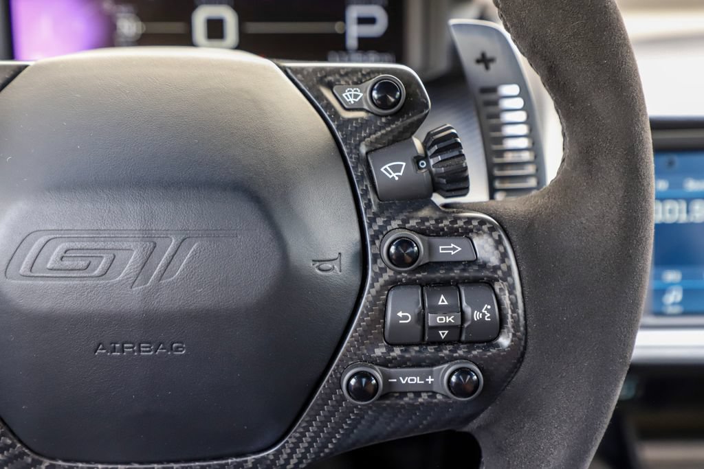 Used 2017 Ford GT RWD image 70