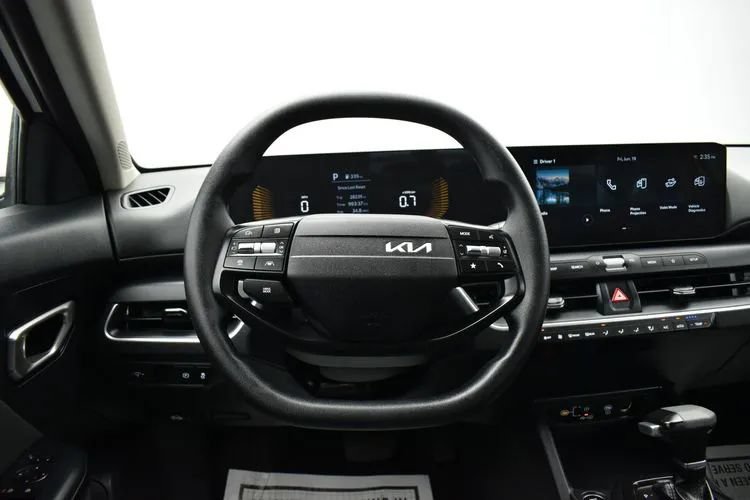 Used 2025 Kia K4 FWD image 19