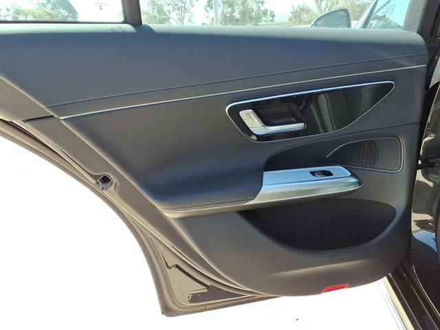 New 2026 Mercedes-Benz E 350 4MATIC Sedan image 17