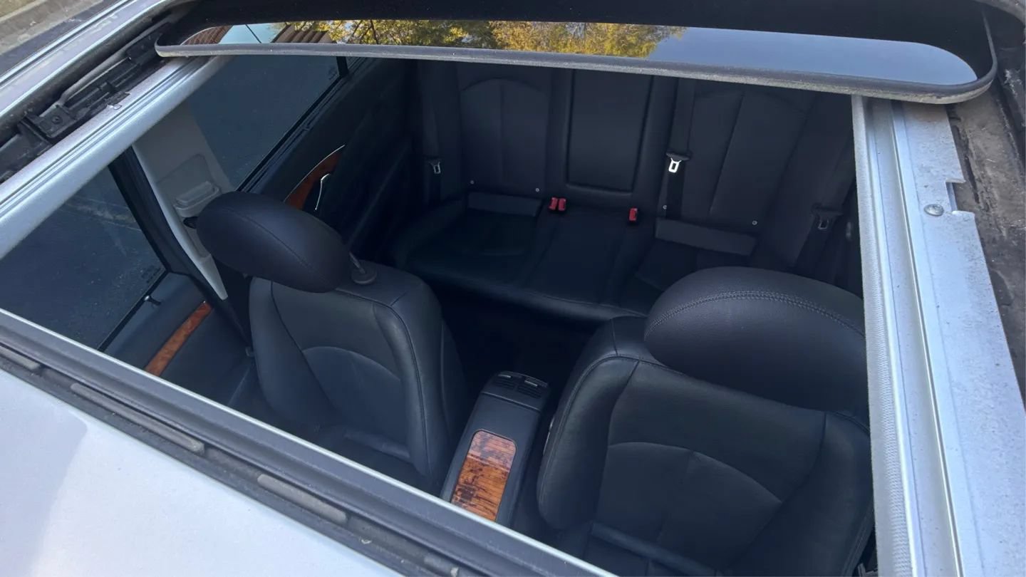 Used 2005 Mercedes-Benz E 500 4MATIC Sedan image 16
