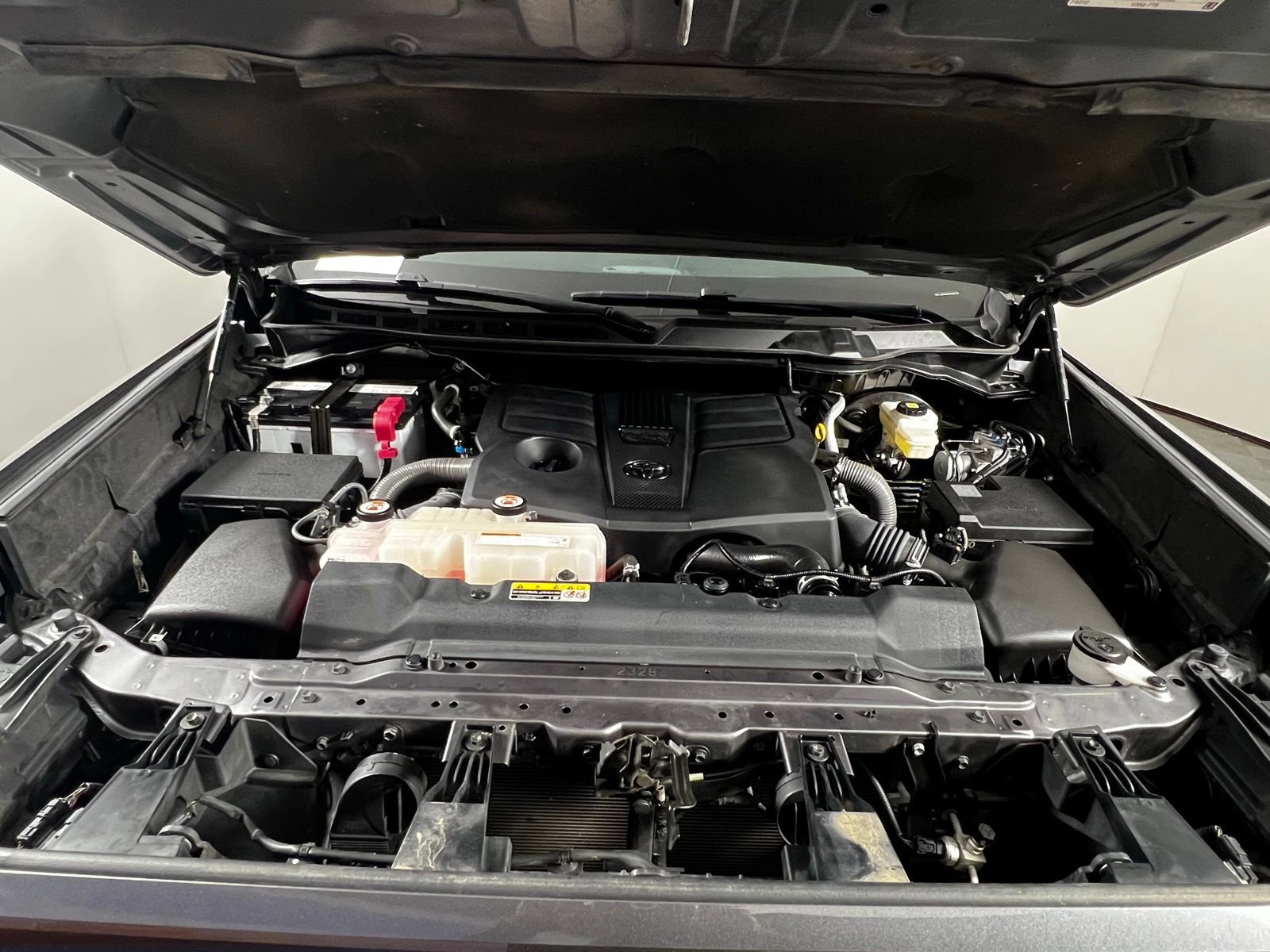 Used 2022 Toyota Tundra SR5 RWD image 8