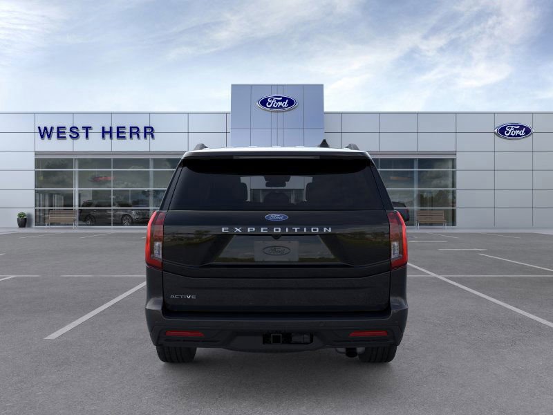 New 2025 Ford Expedition Active image 5