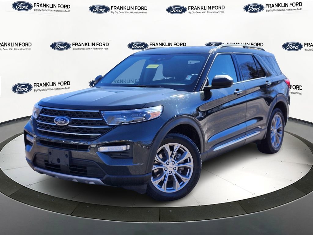 Certified 2022 Ford Explorer XLT w/ Equipment Group 202A