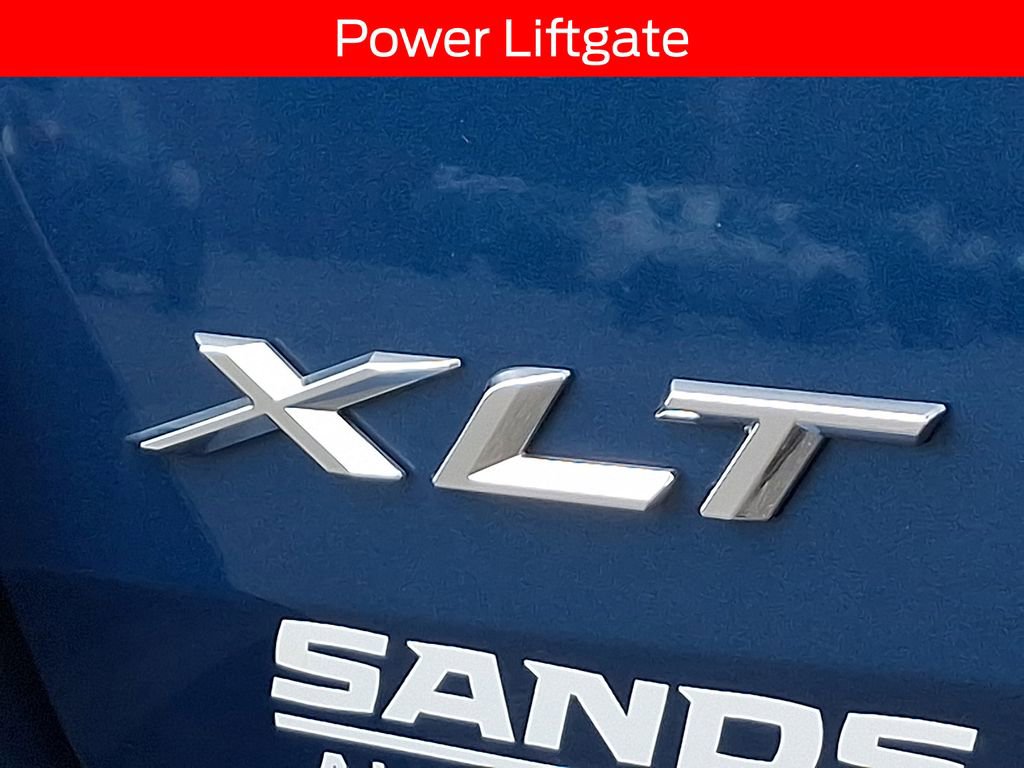 Used 2022 Ford Explorer XLT image 30