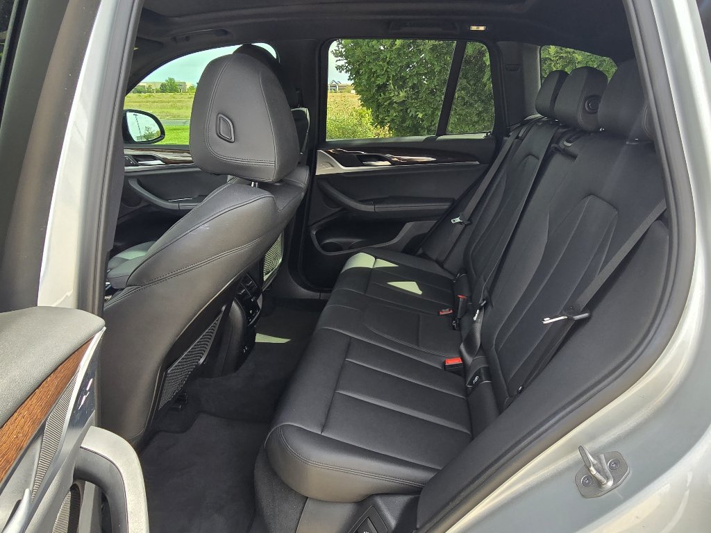 Used 2021 BMW X3 xDrive30e w/ Premium Package AWD/4WD image 14