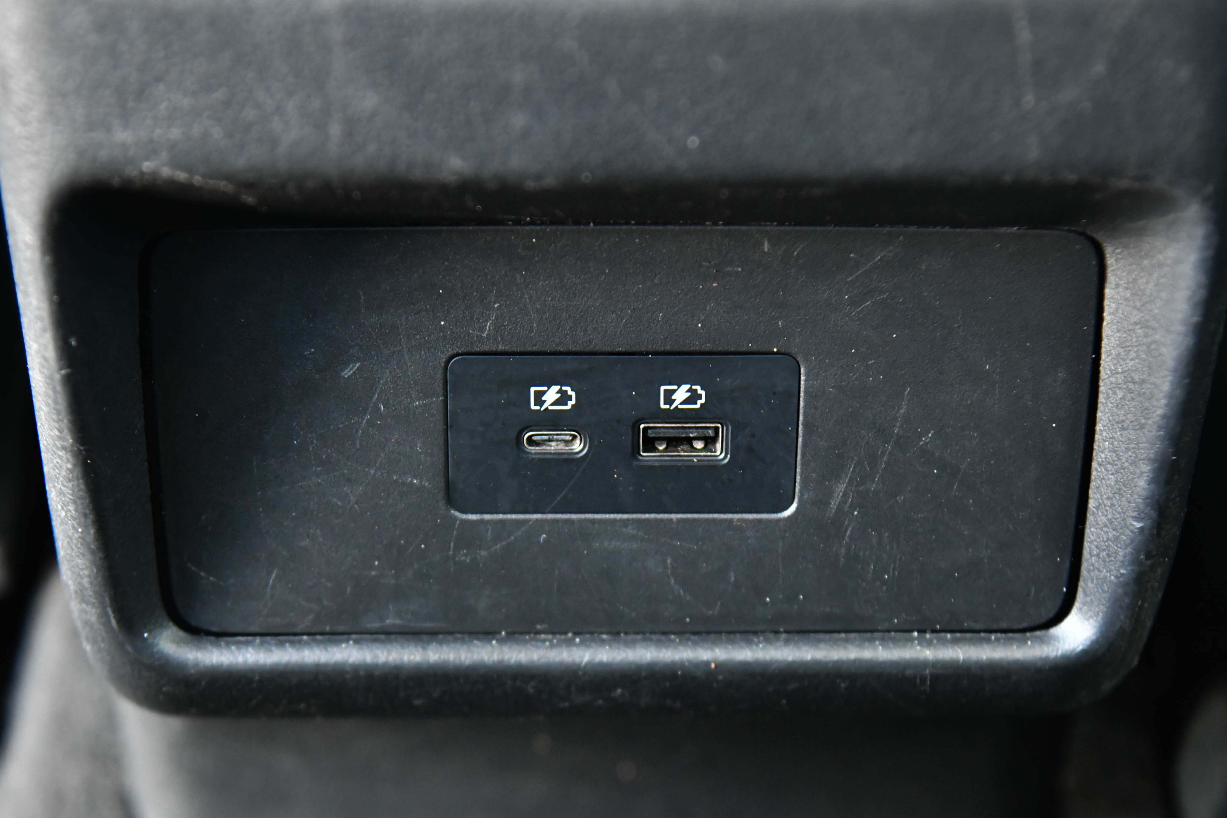 Used 2022 Nissan Rogue SV AWD/4WD image 36