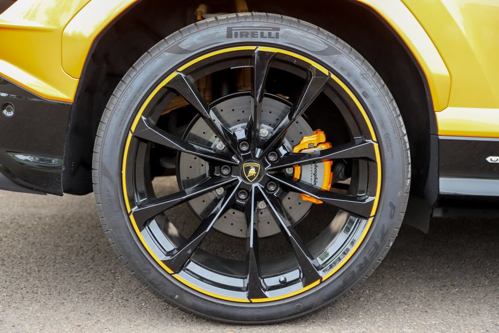 Used 2024 Lamborghini Urus S AWD/4WD image 81