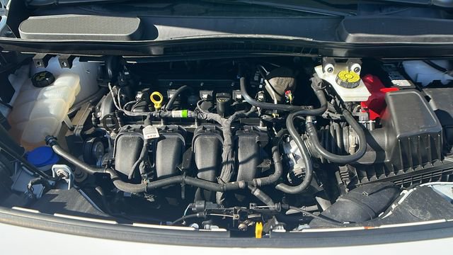 Used 2023 Ford Transit Connect XL image 12