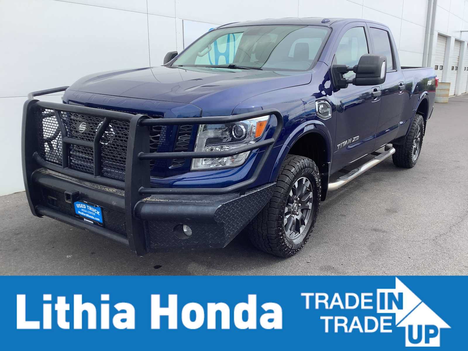 Used 2018 Nissan Titan PRO-4X AWD/4WD image 1