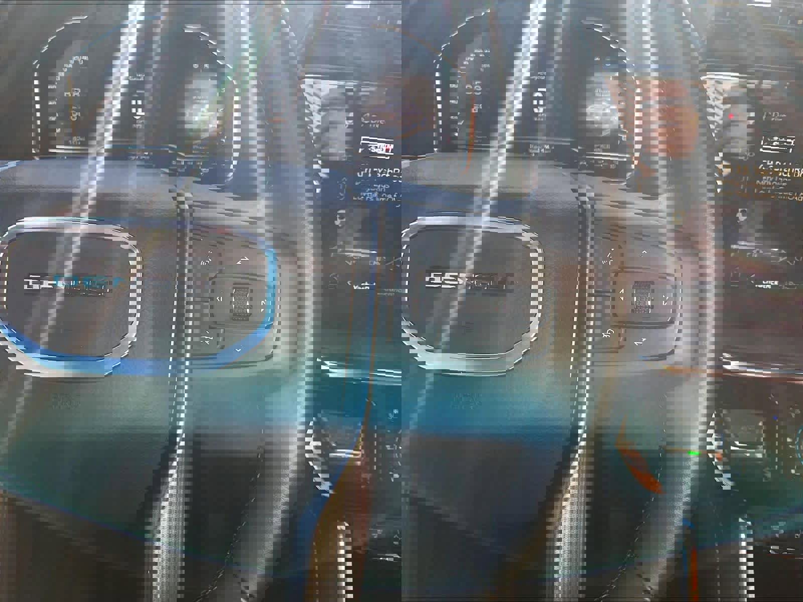 Used 2025 GMC Sierra 2500 Denali Ultimate w/ Max Trailering Package image 21