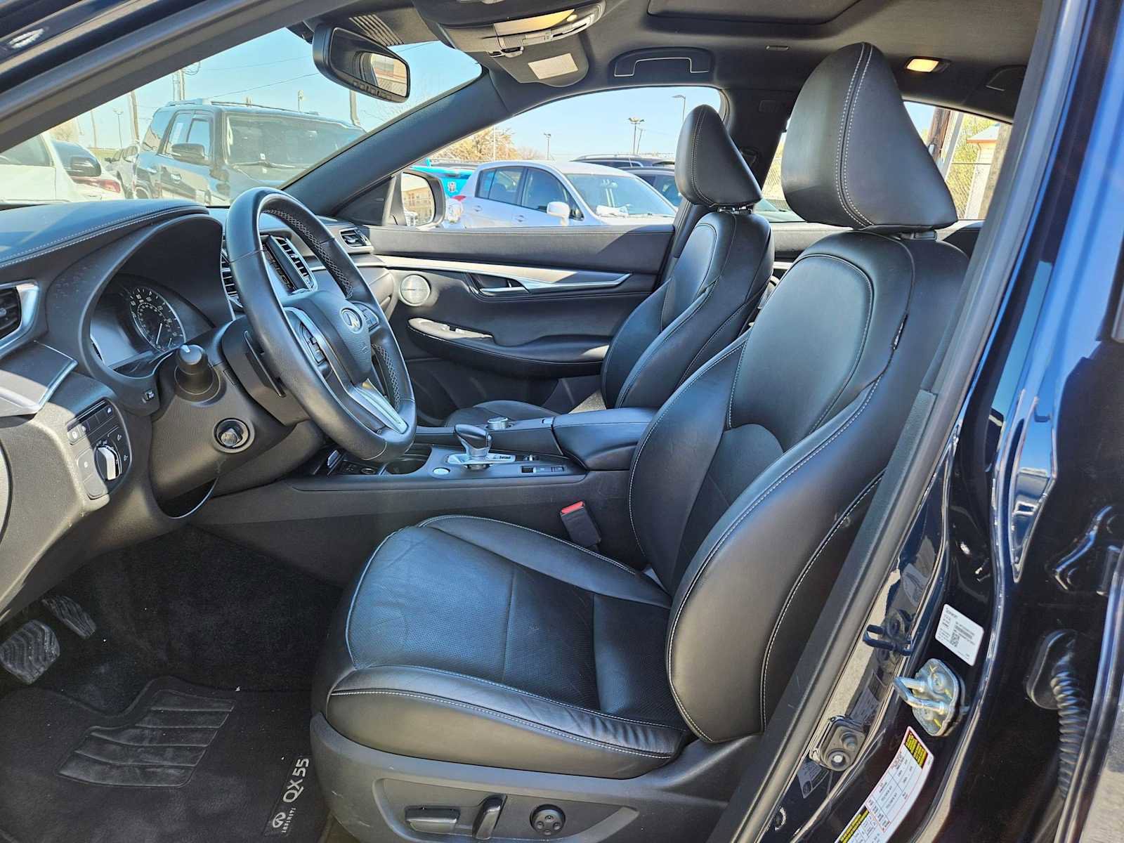 Used 2023 INFINITI QX55 Essential image 14