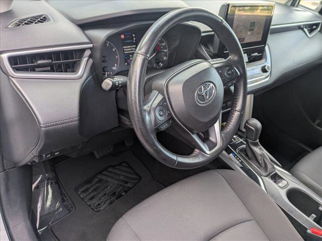 Used 2023 Toyota Corolla Cross LE image 9
