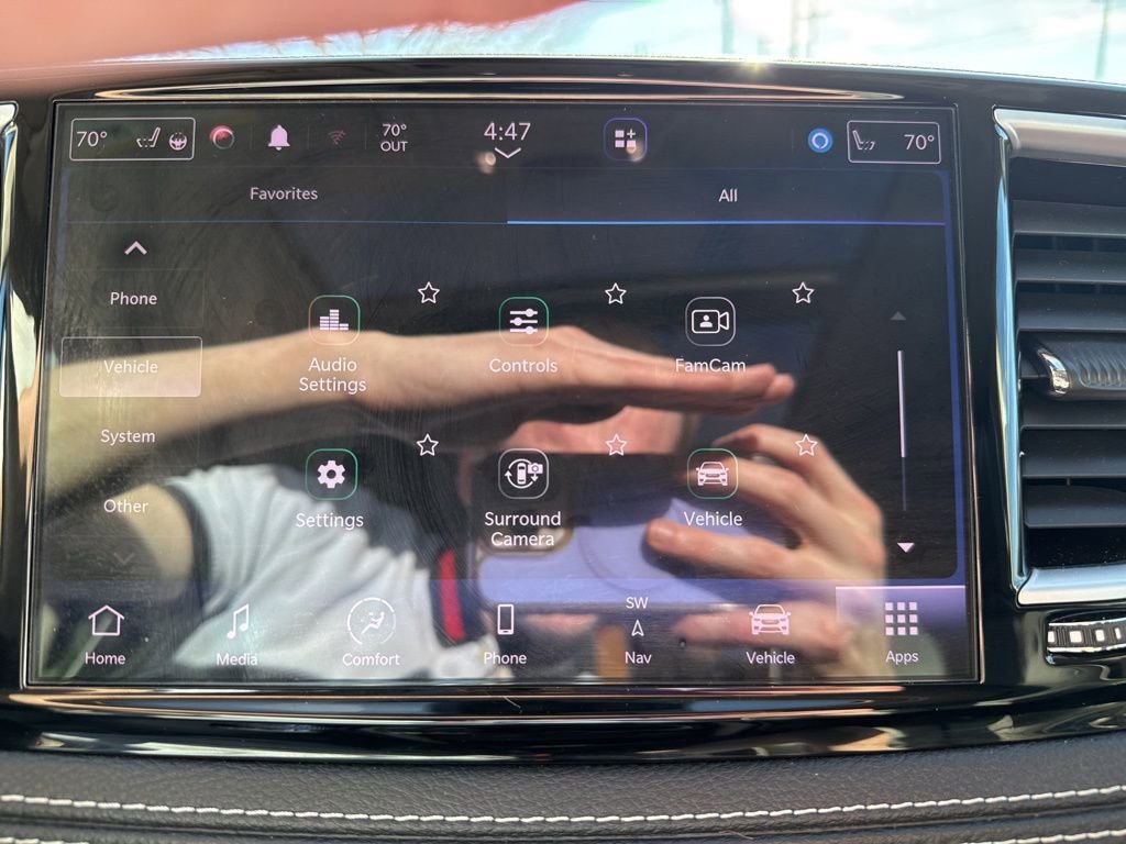 Used 2022 Chrysler Pacifica Limited w/ Uconnect Theater Family Group image 61