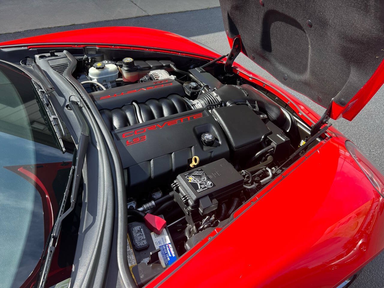 Used 2010 Chevrolet Corvette Convertible w/ Preferred Equipment Group RWD image 14