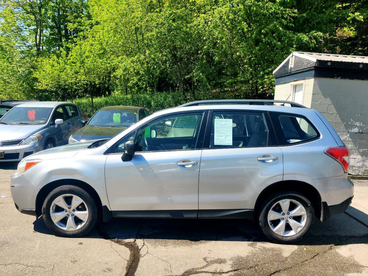 Used 2015 Subaru Forester 2.5i w/ Alloy Wheel Package image 3