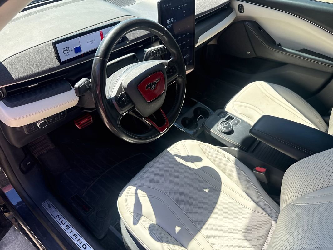 Used 2022 Ford Mustang Mach-E Premium image 6