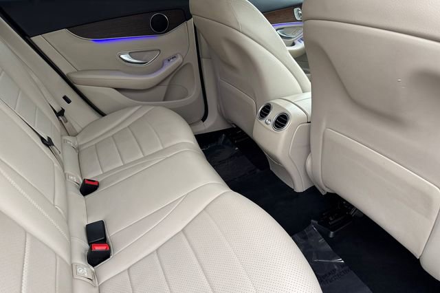 Used 2022 Mercedes-Benz GLC 300 image 18