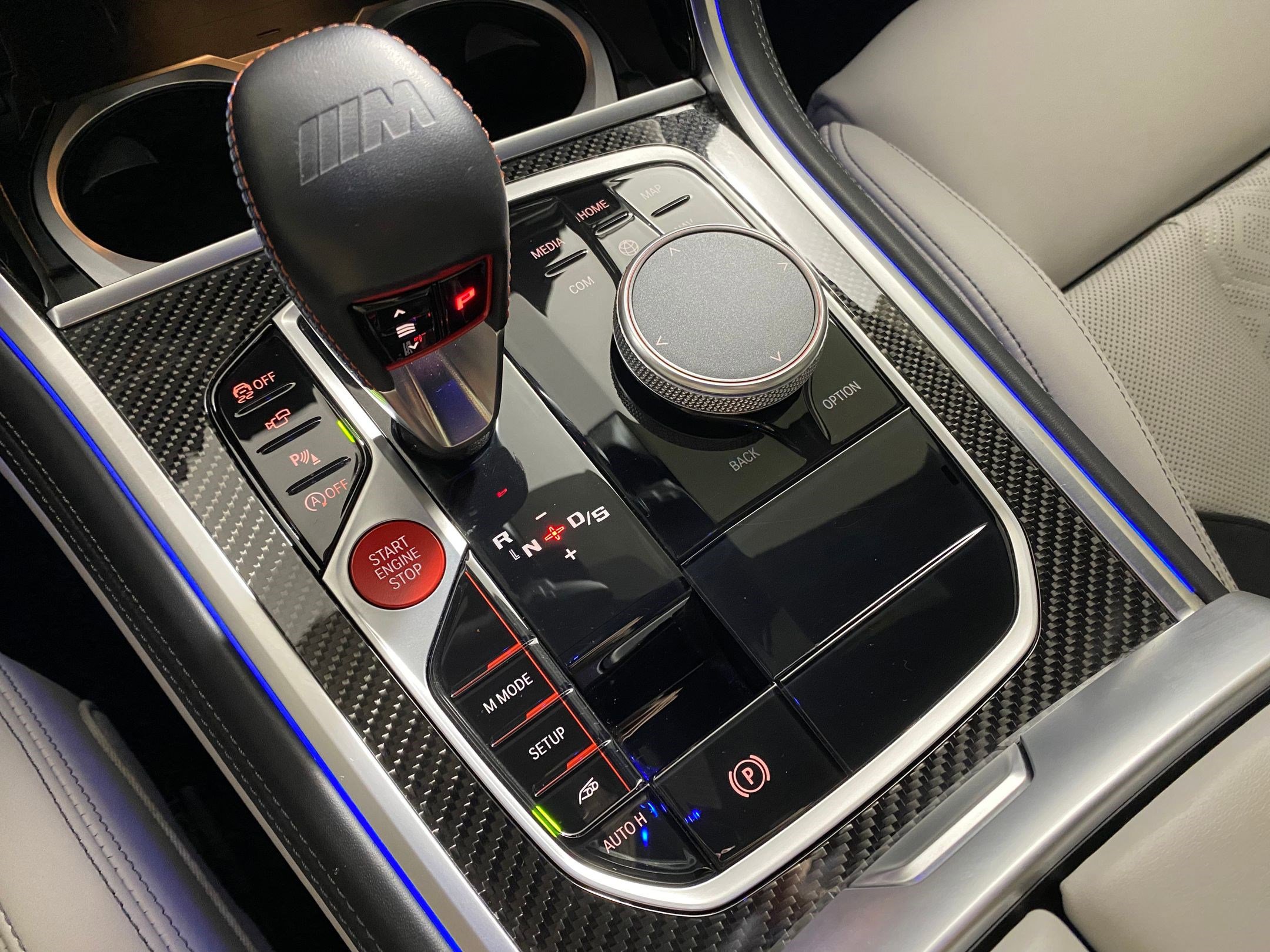 Used 2025 BMW M8 Competition w/ M Carbon Exterior Package image 18