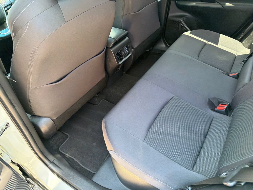 Used 2021 Toyota Venza LE AWD/4WD image 36