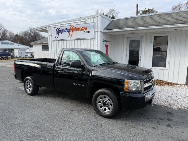 Used 2011 Chevrolet Silverado 1500 W/T w/ LS Package image 1