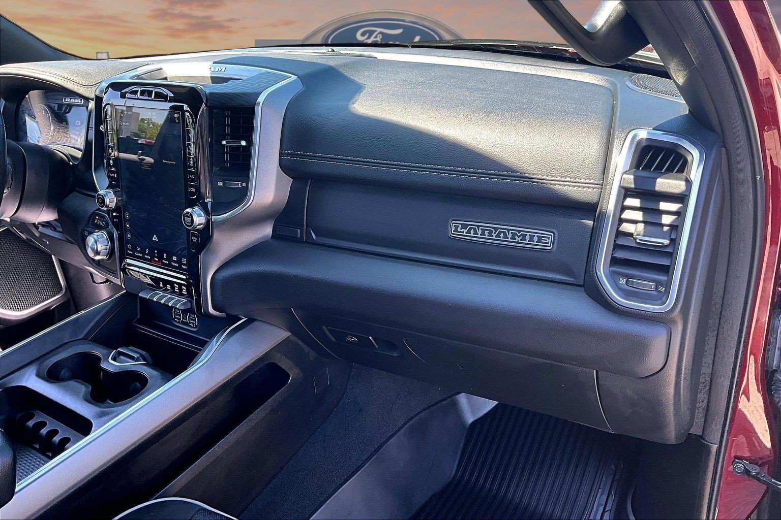 Used 2023 RAM 1500 Laramie AWD/4WD image 17