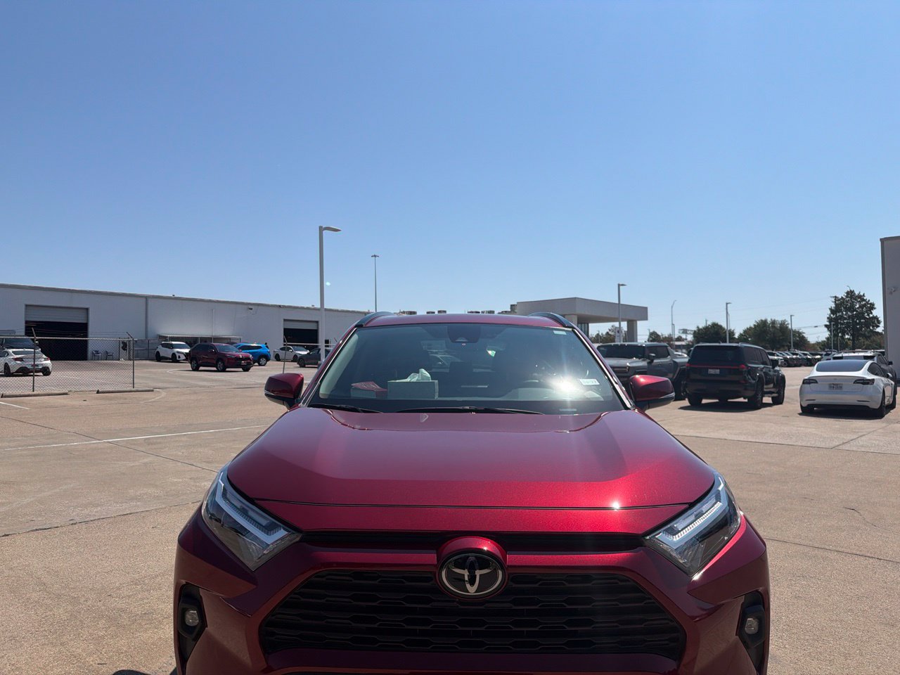 Used 2025 Toyota RAV4 XLE Premium FWD image 2
