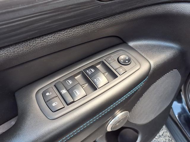 Used 2019 Jeep Grand Cherokee Laredo image 17