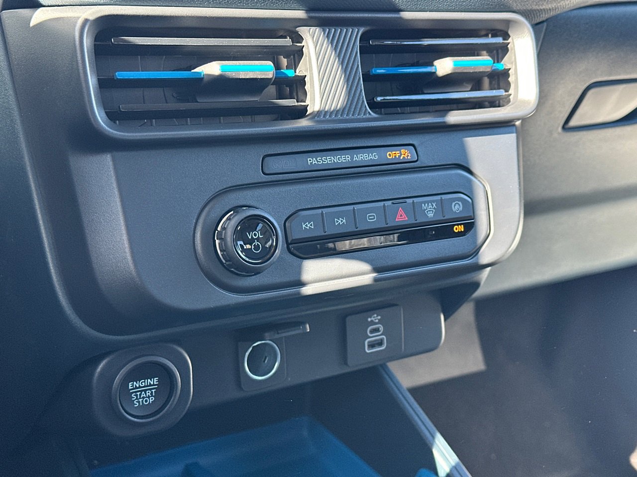 New 2025 Ford Maverick XLT w/ Equipment Group 301A image 26