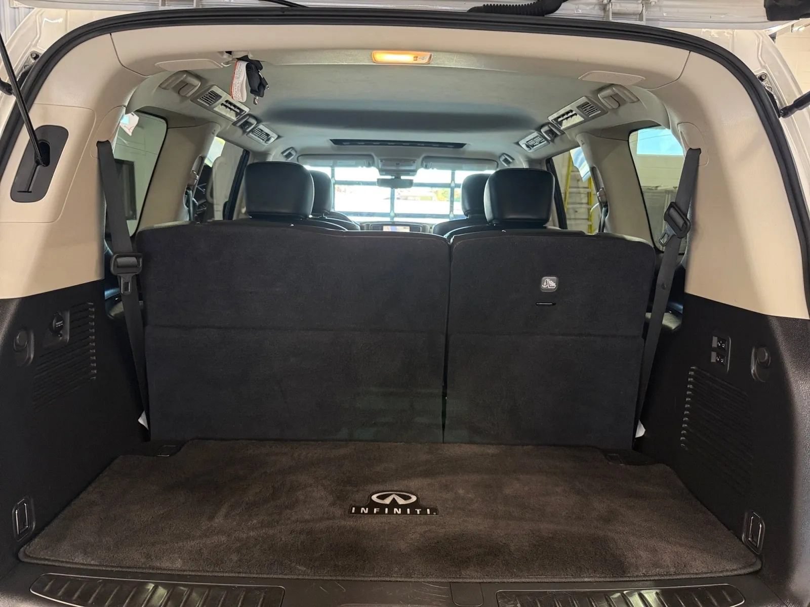 Used 2021 INFINITI QX80 Premium Select w/ All-Season Package AWD/4WD image 20