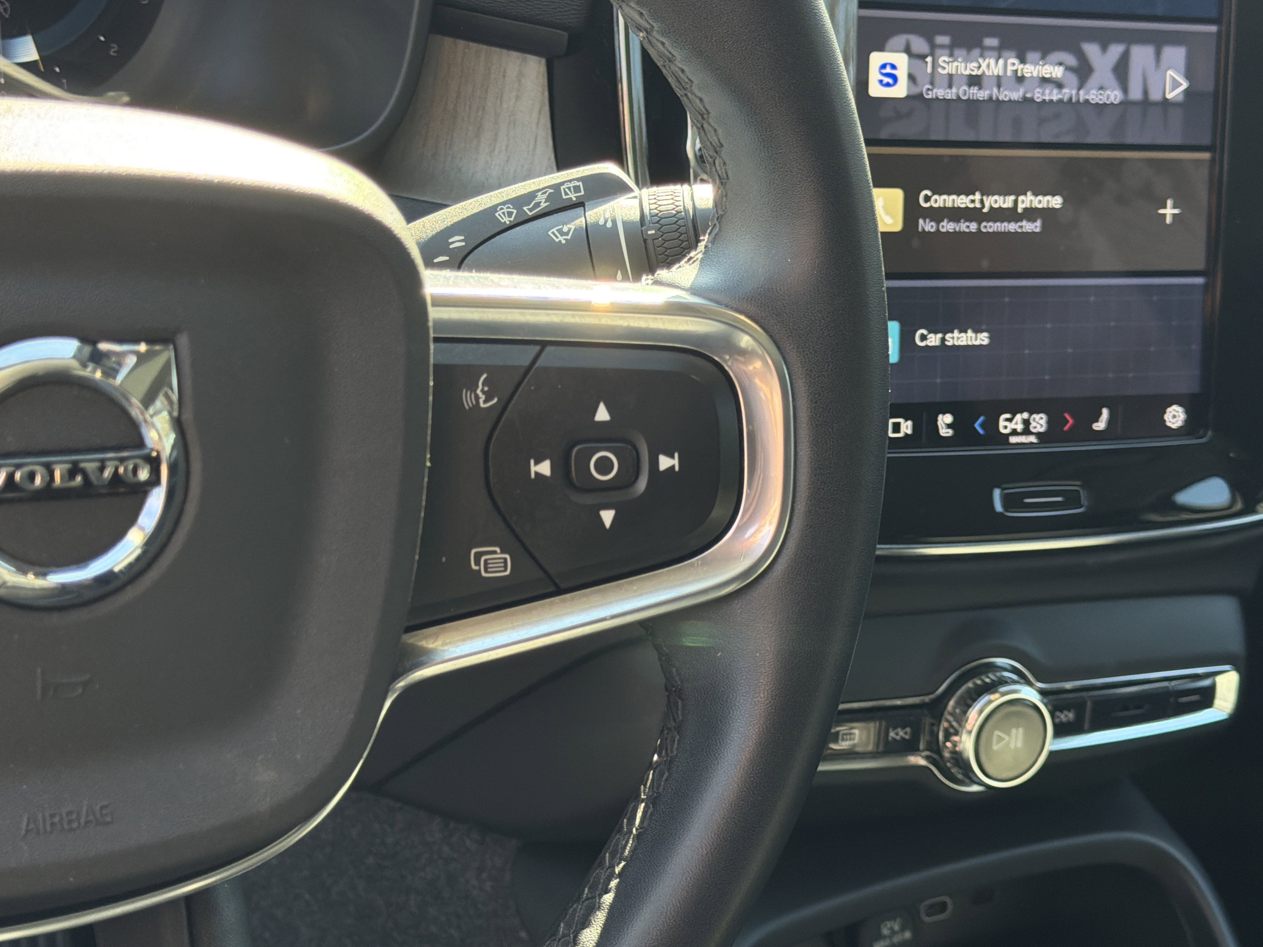 Certified 2023 Volvo XC40 B4 Plus w/ Driver Assist Package image 20