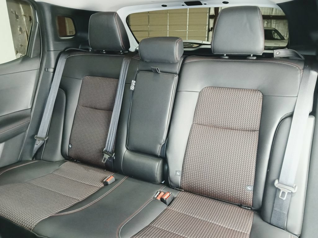 Certified 2025 Nissan Kicks SR w/ SR Premium Package AWD/4WD image 15