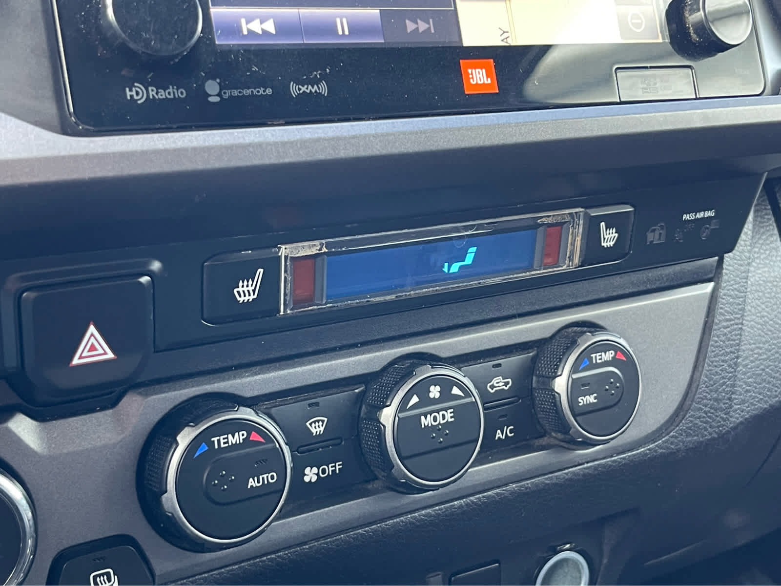 Used 2019 Toyota Tacoma TRD Sport image 15