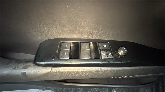 Used 2025 Toyota Camry LE image 13