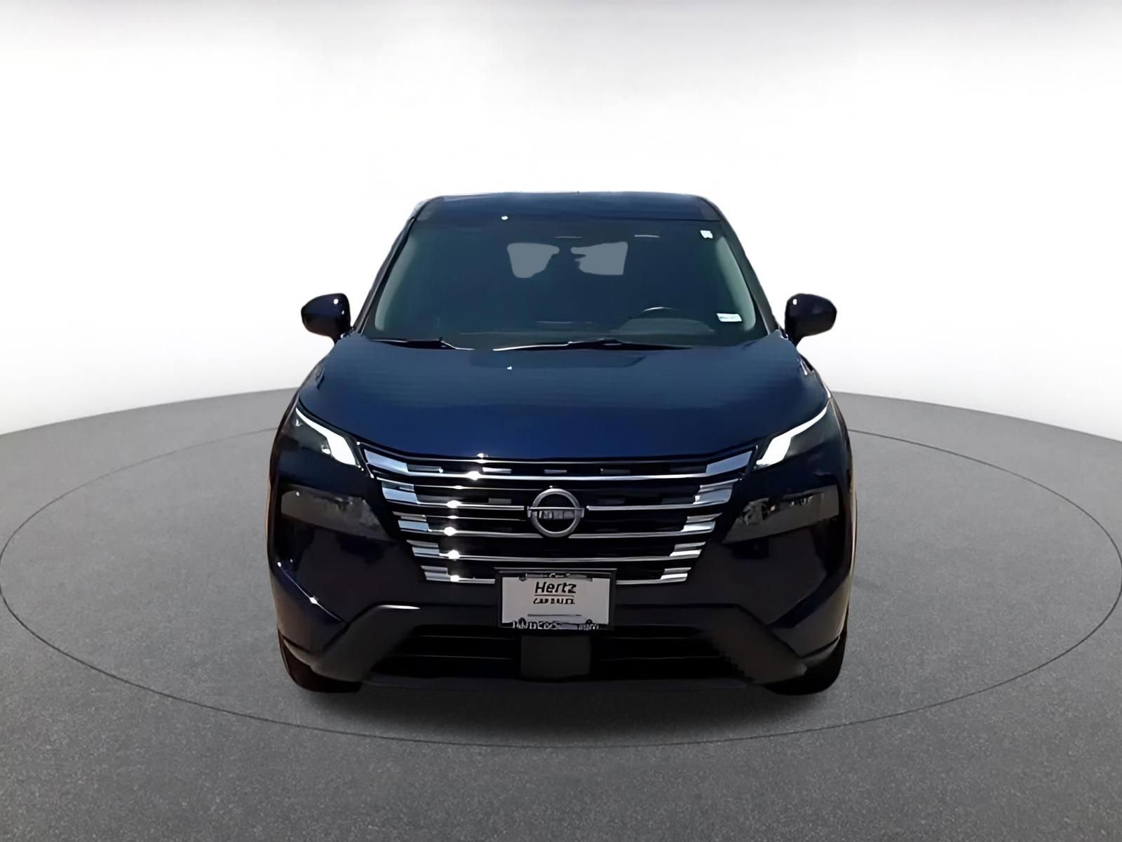 Used 2025 Nissan Rogue SV AWD/4WD image 4