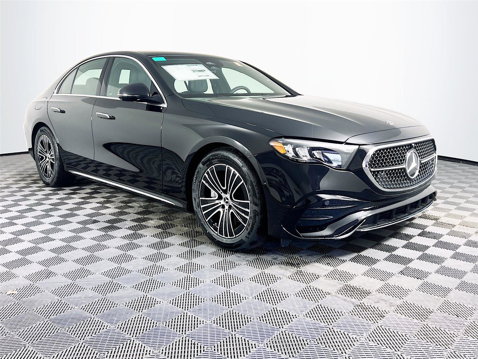 New 2026 Mercedes-Benz E 450 4MATIC Sedan image 8