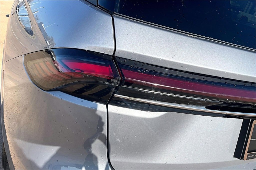 Used 2024 Lincoln Nautilus Reserve w/ Equipment Group 202A image 31