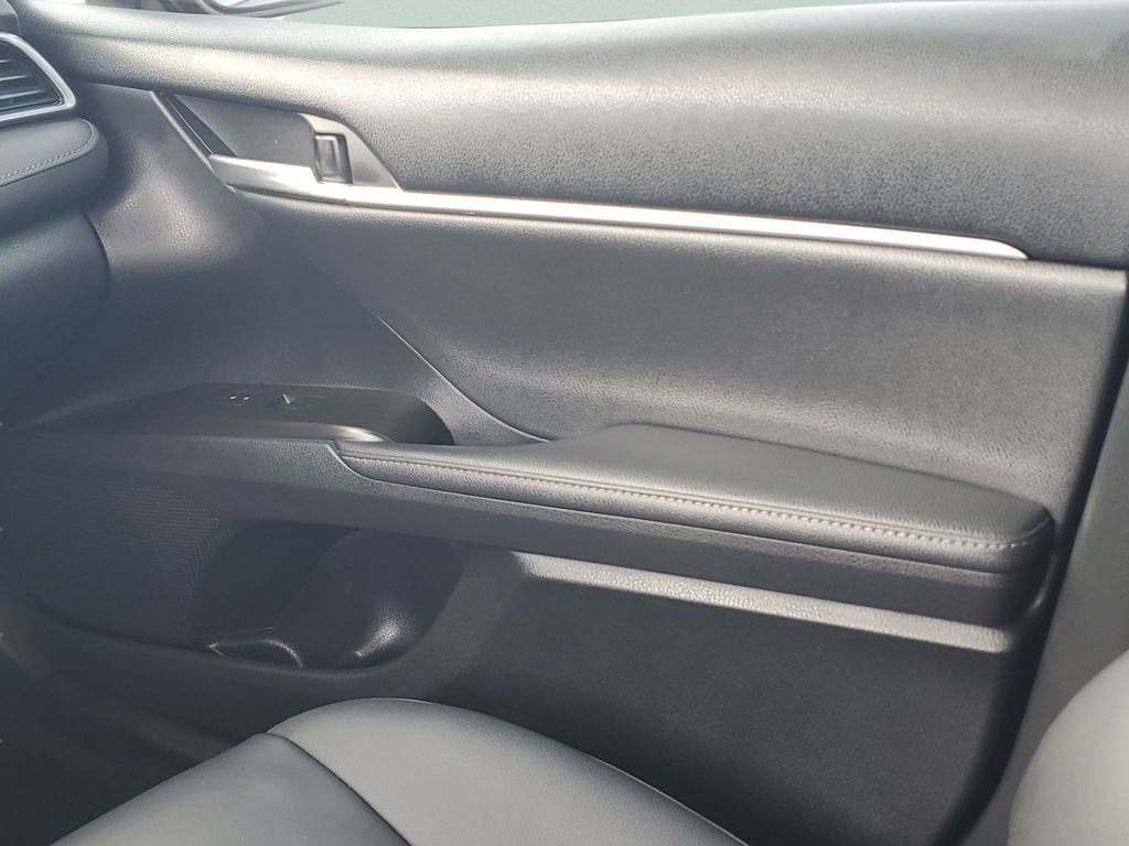 Certified 2023 Toyota Camry XLE image 16
