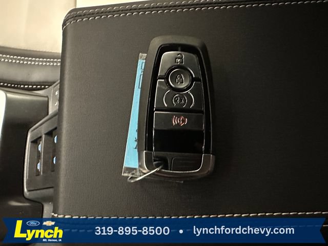 New 2026 Ford Bronco Outer Banks w/ Sasquatch Package AWD/4WD image 16