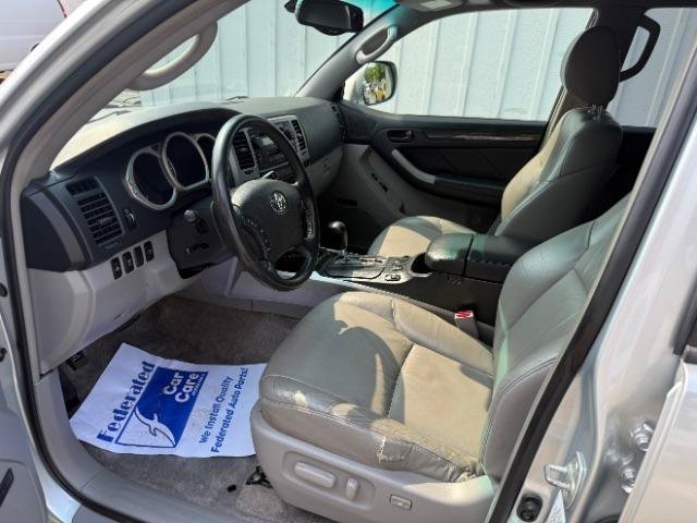 Used 2005 Toyota 4Runner Limited AWD/4WD image 20