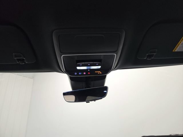 New 2026 Chevrolet Traverse RS w/ LPO, Floor Liner Package FWD image 32