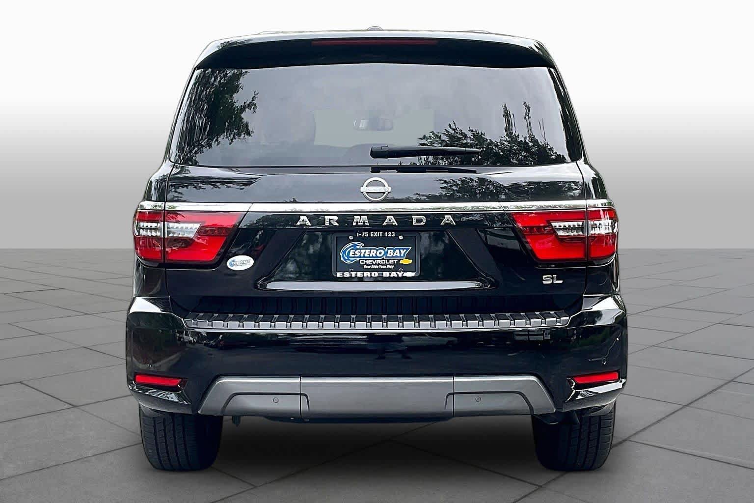 Used 2023 Nissan Armada SL w/ Captain's Chairs Package RWD image 5