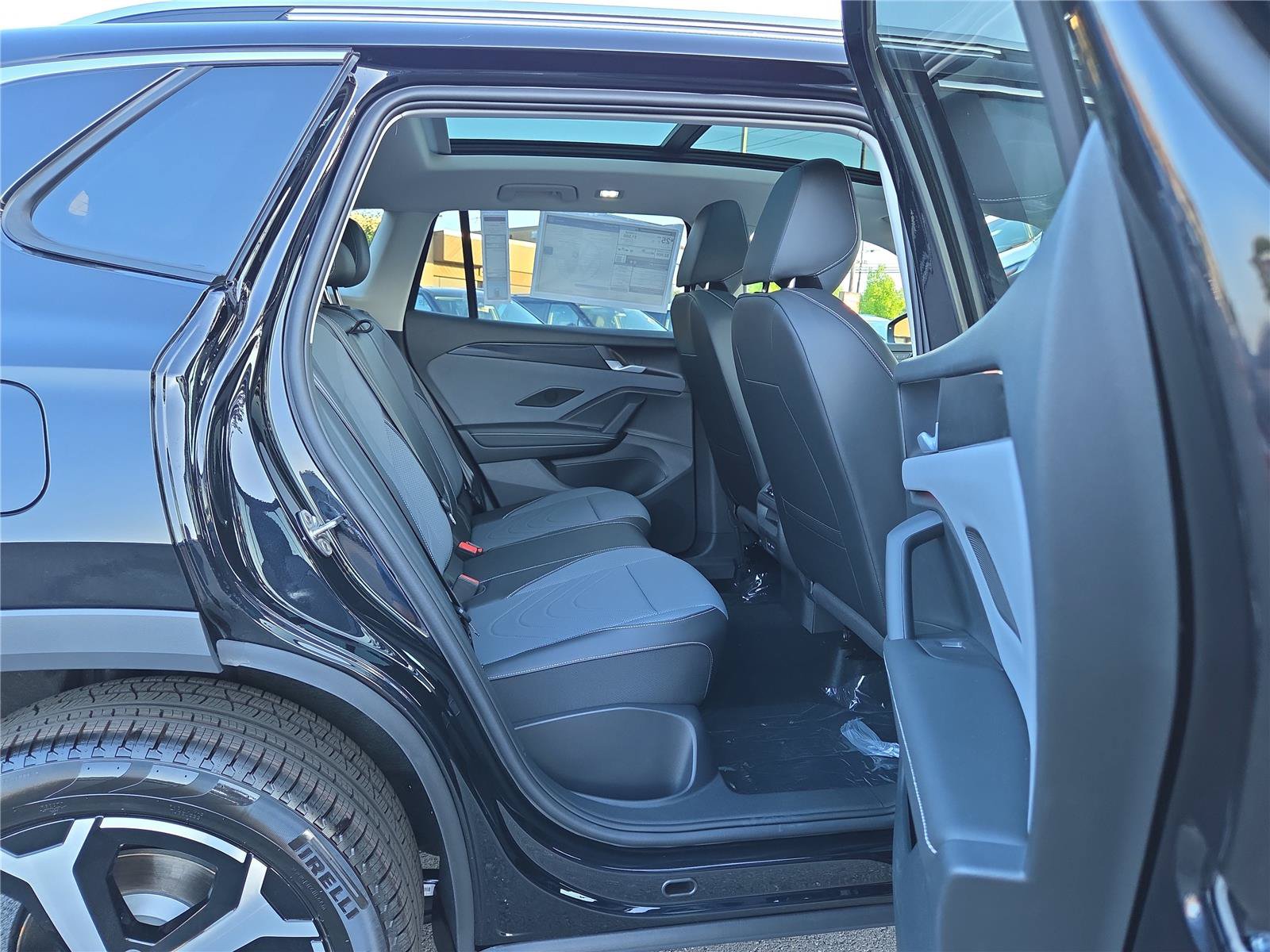 New 2026 Volkswagen Tiguan SE AWD/4WD image 30