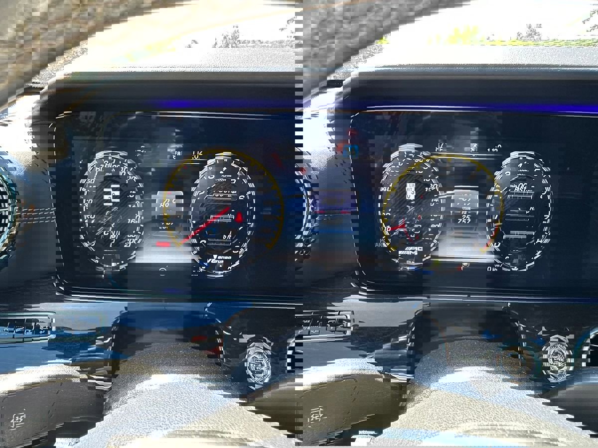 Used 2018 Mercedes-Benz E 63 AMG S image 29