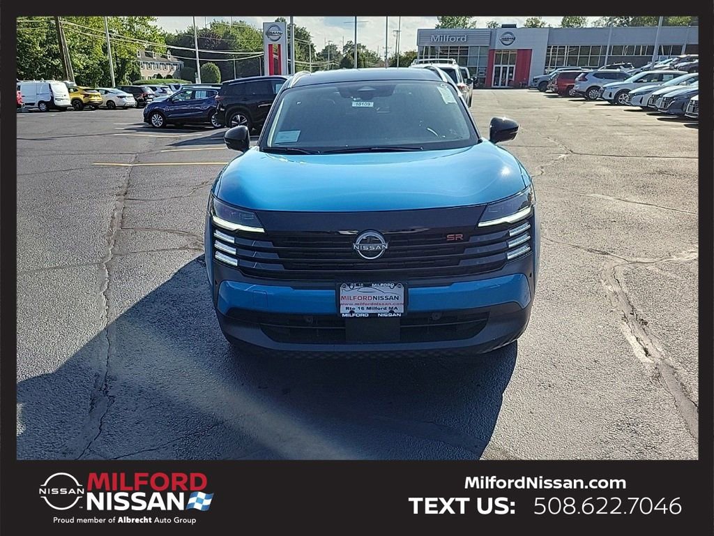 Used 2025 Nissan Kicks SR w/ SR Premium Package image 6