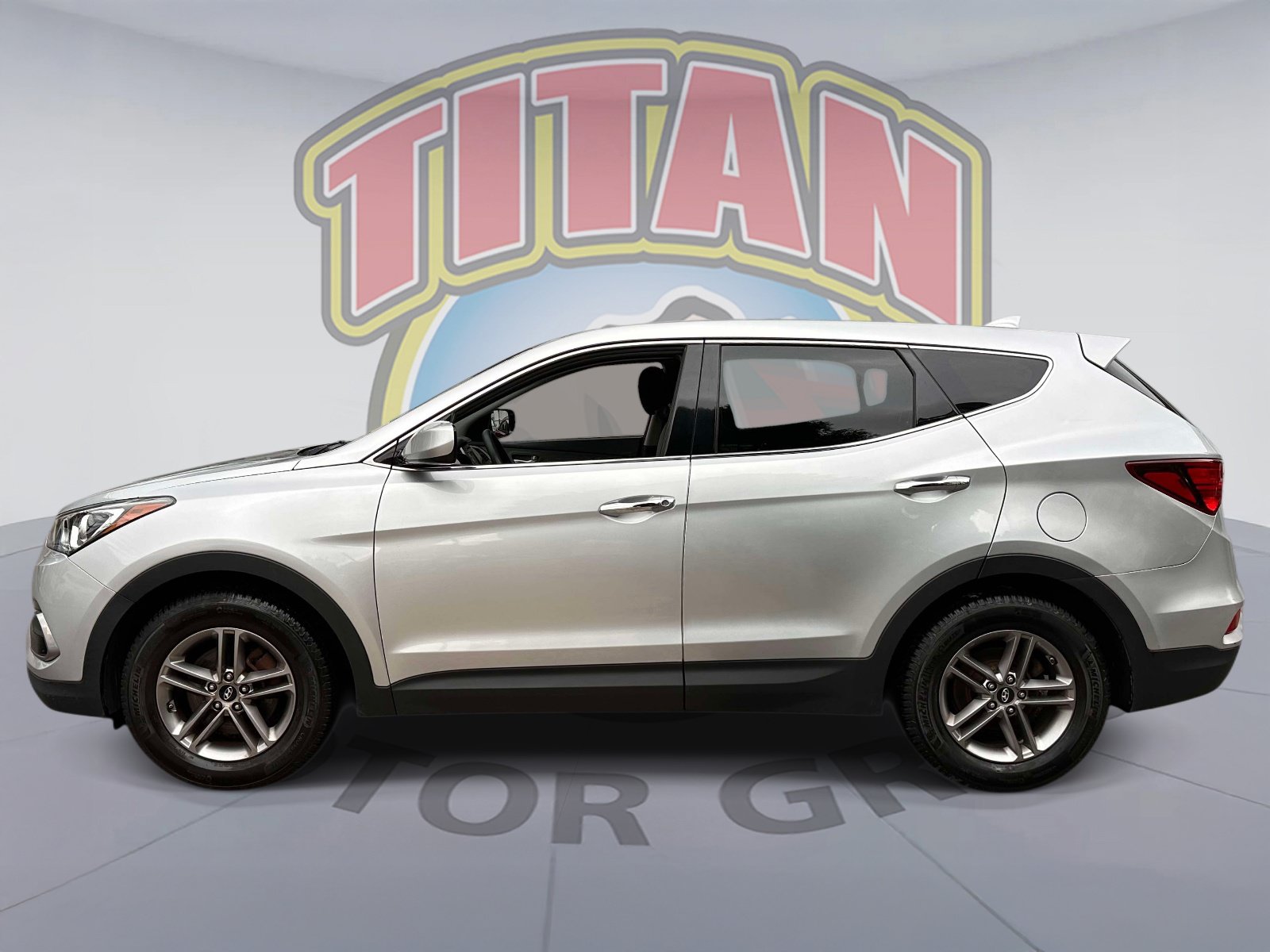 Used 2017 Hyundai Santa Fe Sport FWD image 3